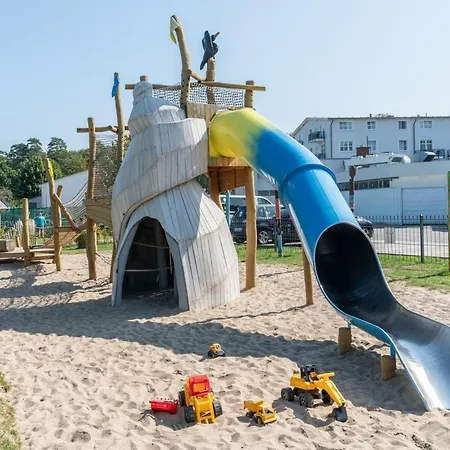 300, Seepark